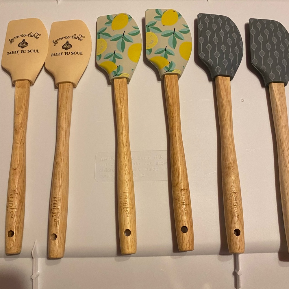 NEW Krumbs Kitchen Collection Wooden Spatulas- Farm To Table, Table To Soul